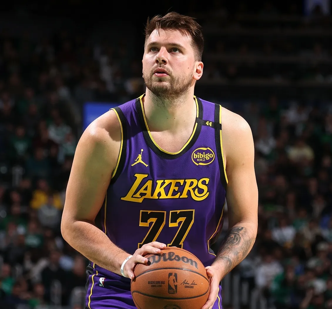 关于雄鹿带队取胜！，东契奇重要时刻出色发挥比赛高潮迭起的信息